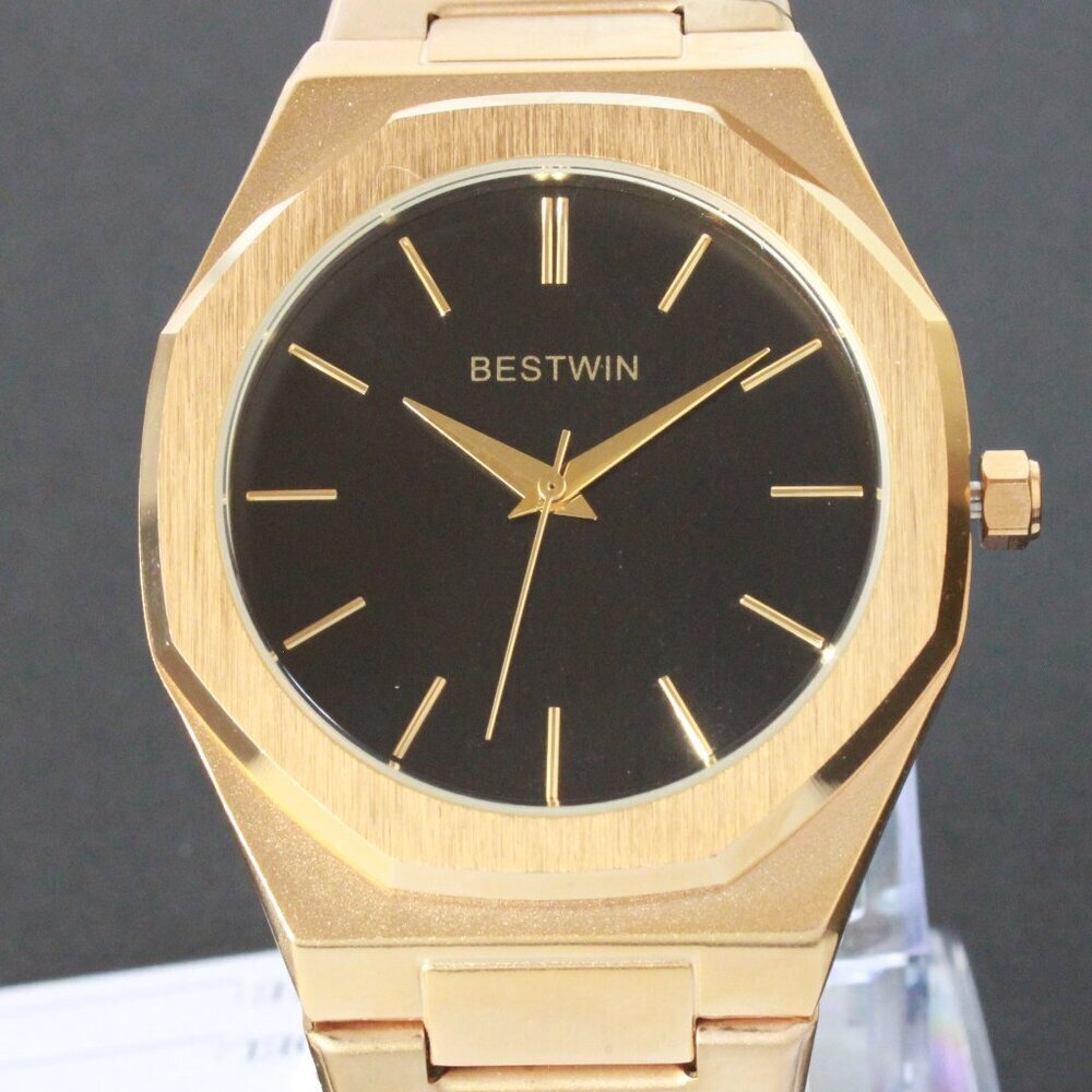 Men's Sports Watch Integrated Bracelet Gold Tone Quartz 41.5mm - Picture 9 of 13